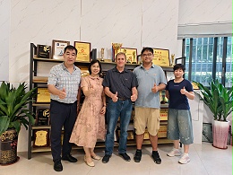 国外客户来厂参观